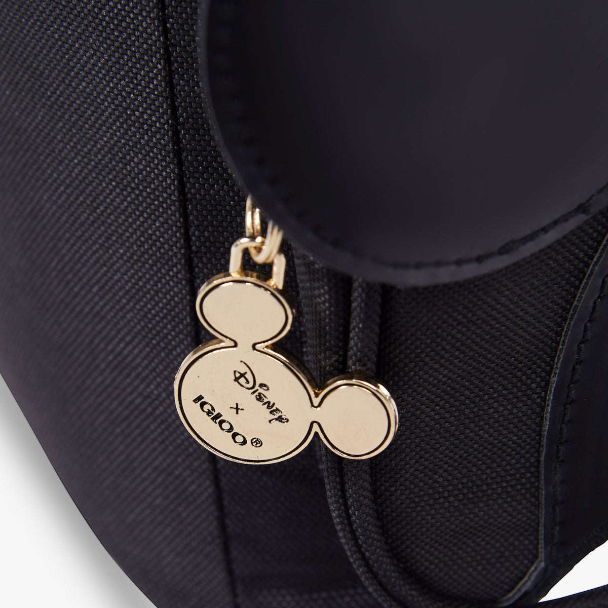 disney-mickey-mouse-square-lunch-cooler-bag-r1 00027491-Z.jpg