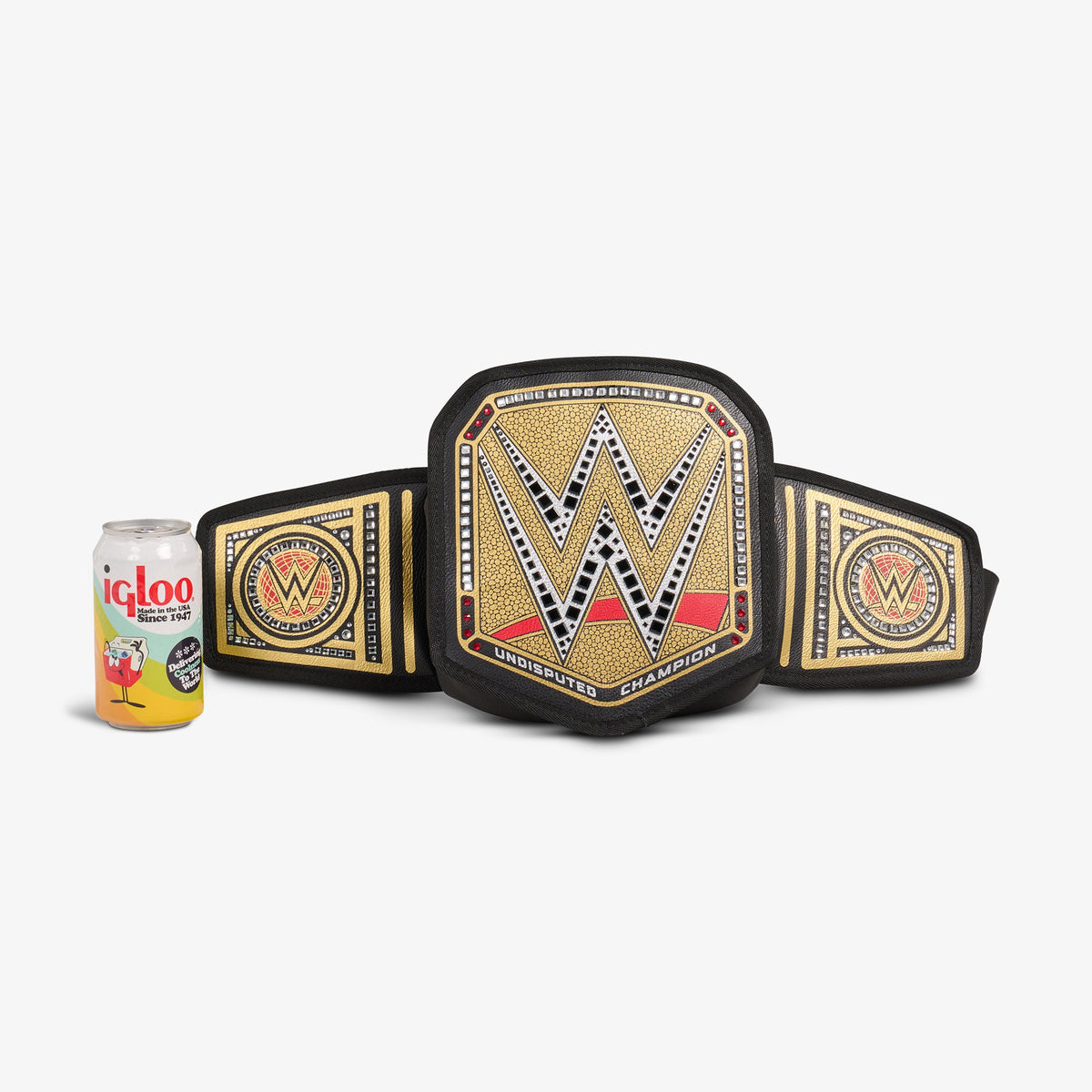 undisputed-wwe-championship-fanny-pack-a6 00027856-P.jpg