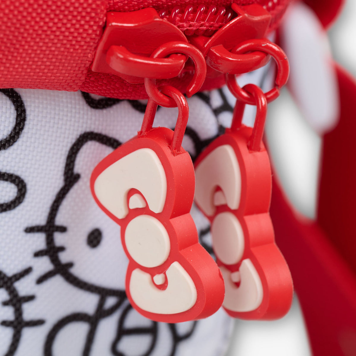 hello-kitty-classic-square-lunch-cooler-bag-p8 00027927-Z.jpg