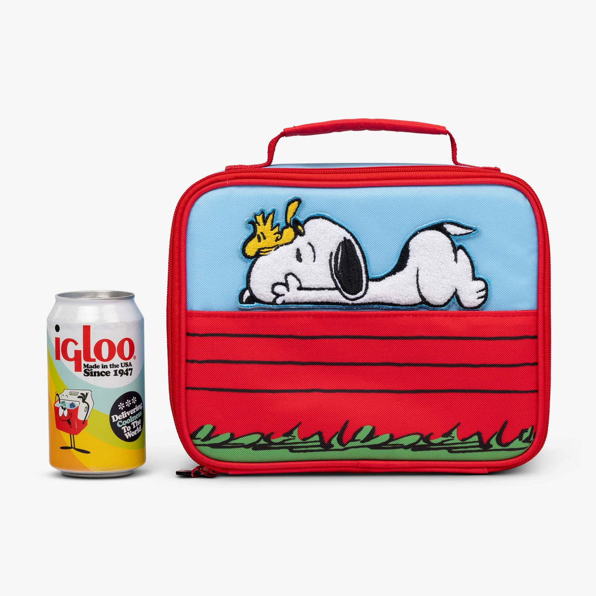 snoopy-s-doghouse-horizontal-lunch-cooler-bag-h3 00028034-P.jpg