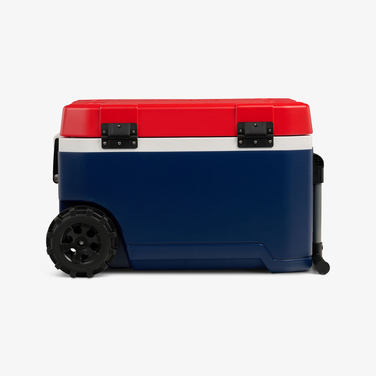 trailmate-75-qt-roller-cooler-x5 00035111-BK.jpg