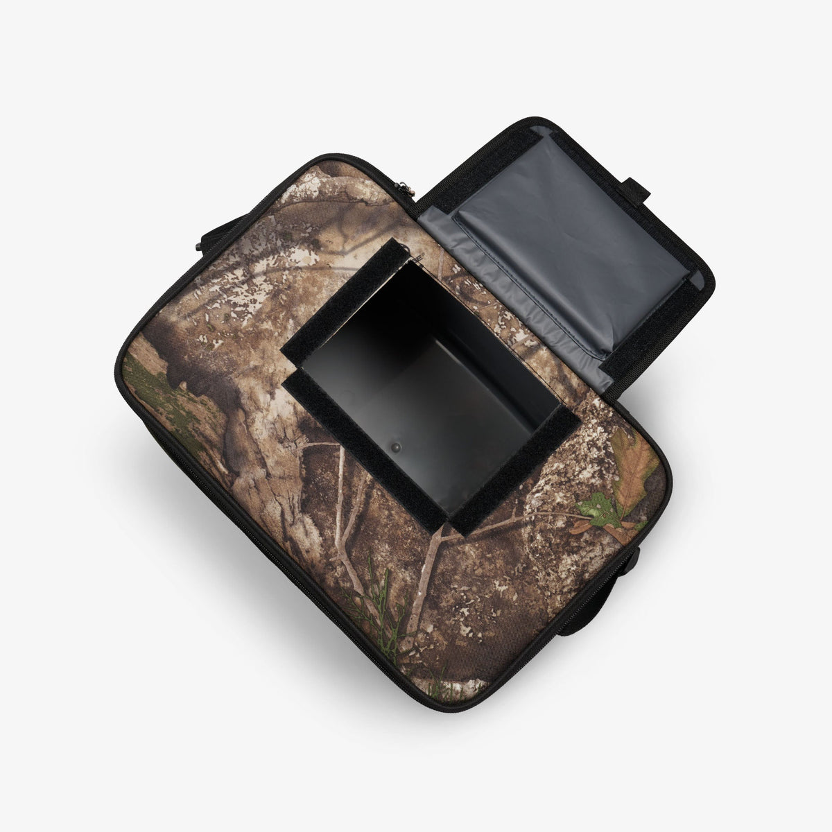 realtree-apx-hlc-28-can-bag-x5 00064354-O3-2025.jpg