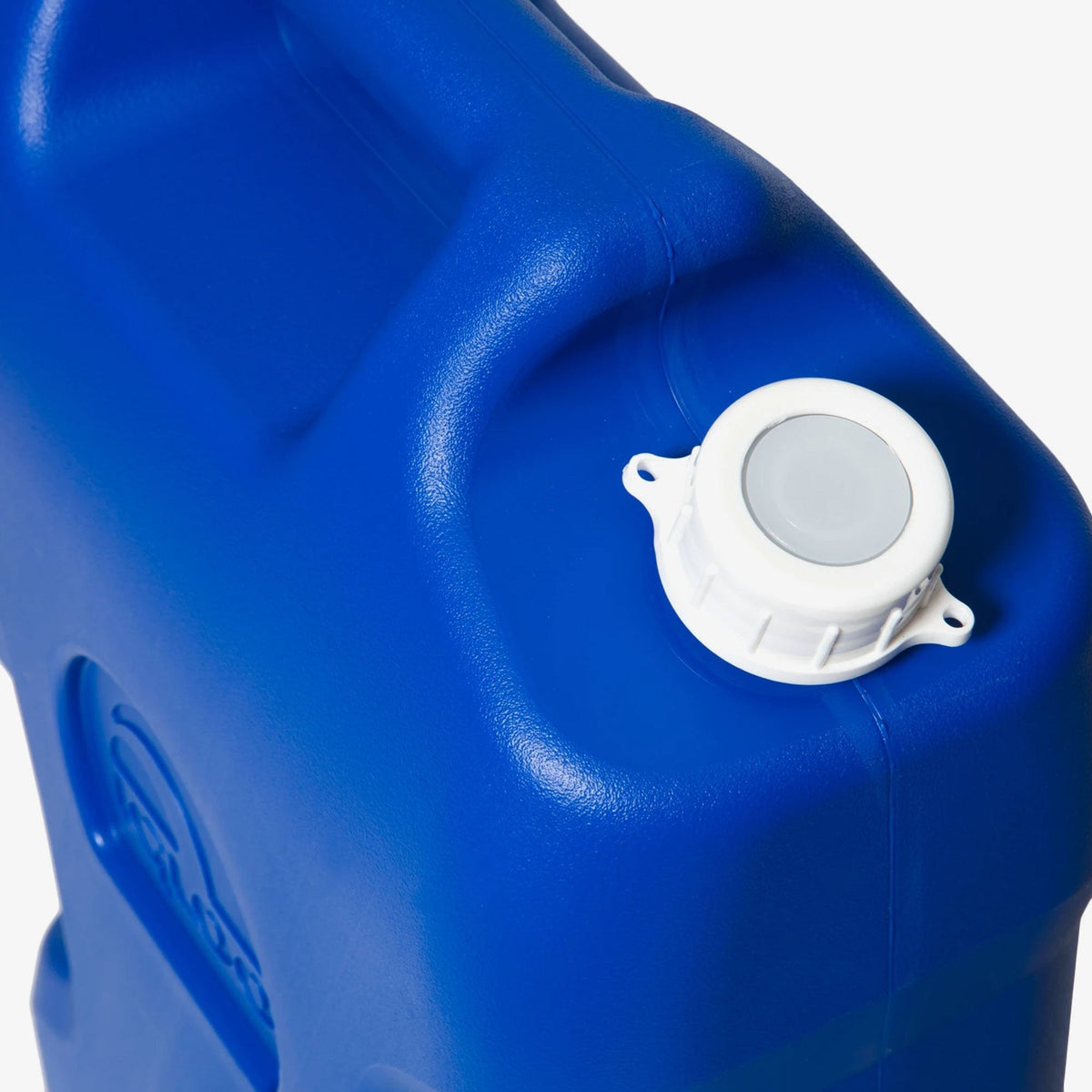 6-gallon-water-container-j7 42154-6-gallon-water-container-ii-majestic-blue-top.jpg