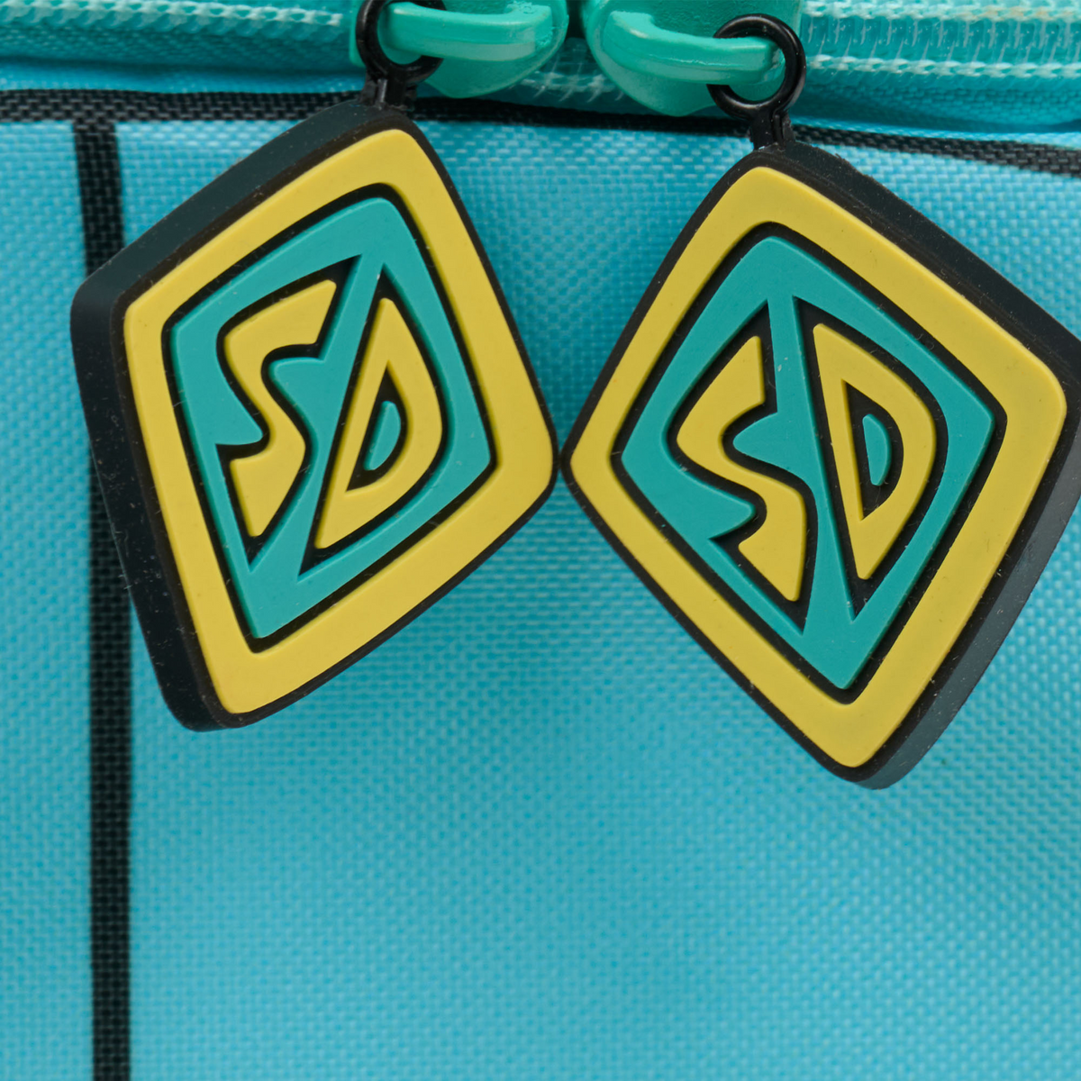 scooby-doo-mystery-machinetm-cooler-bag-x8 download.png